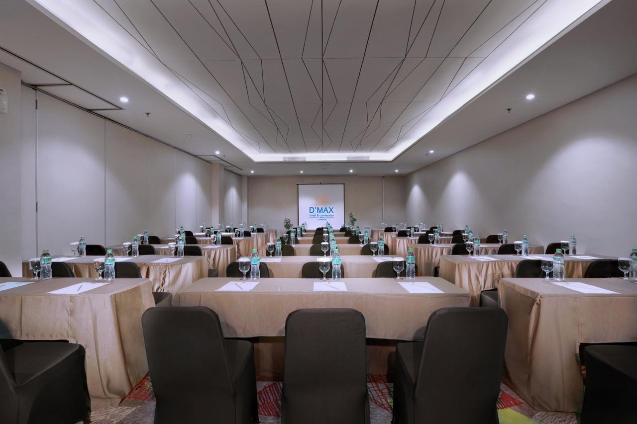 D'Max Hotel & Convention Lombok Praya Luaran gambar