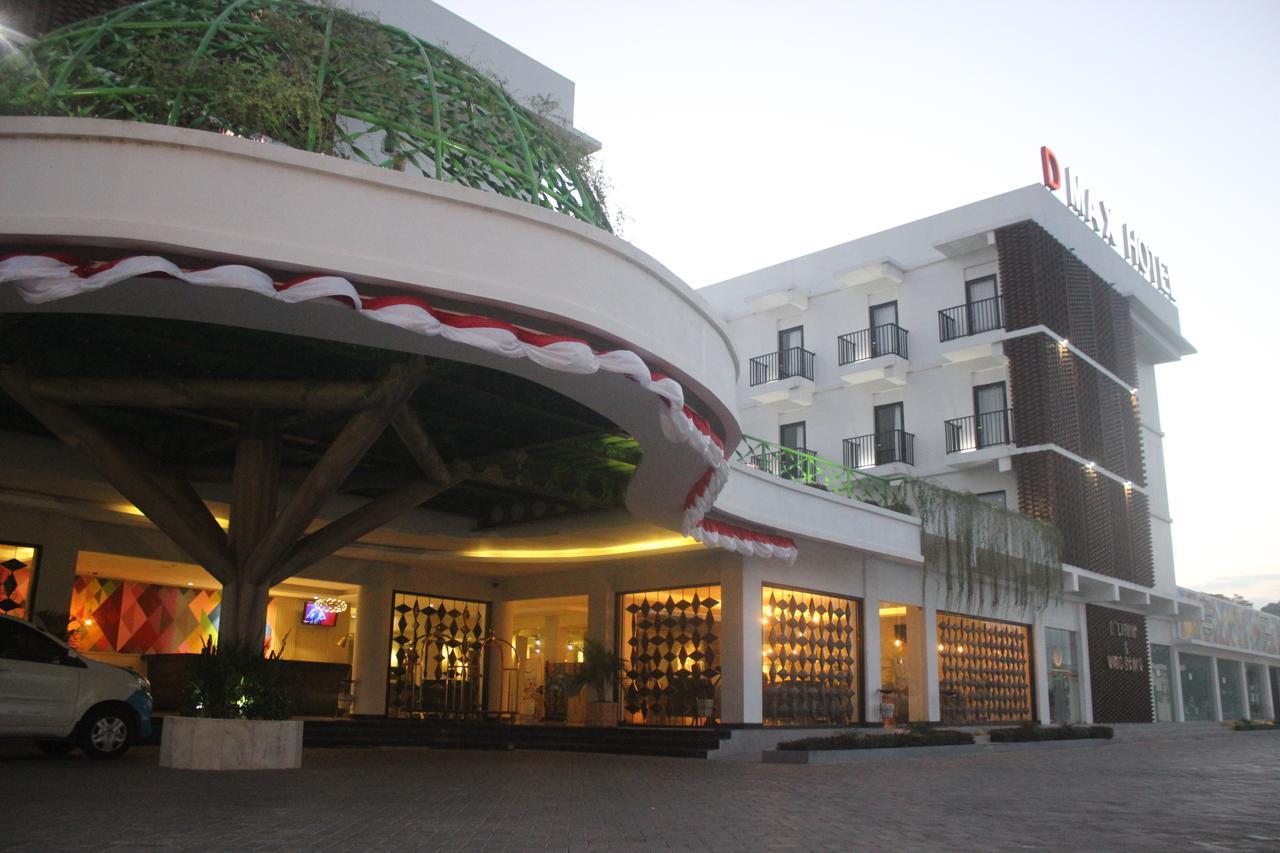 D'Max Hotel & Convention Lombok Praya Luaran gambar