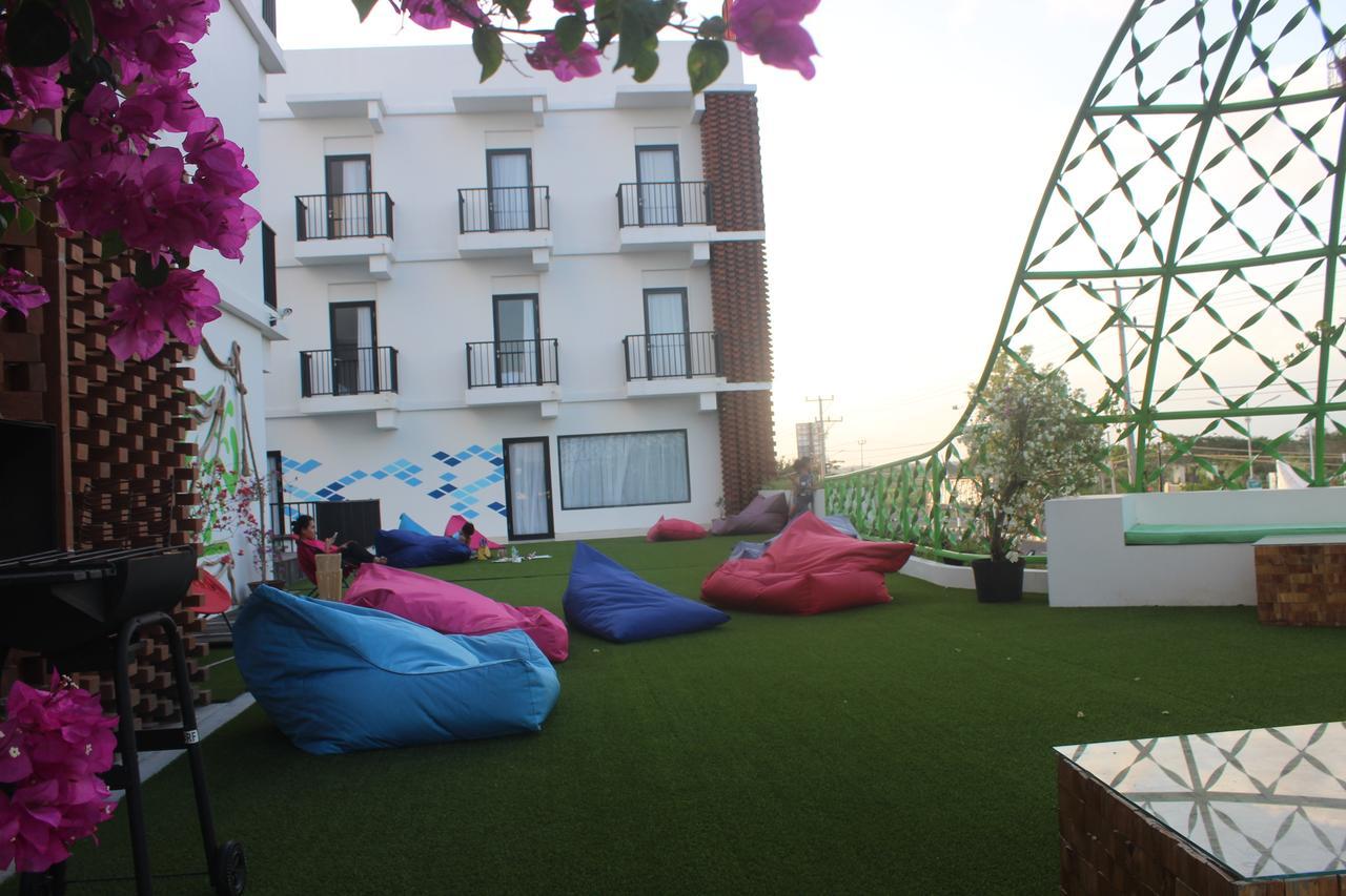 D'Max Hotel & Convention Lombok Praya Luaran gambar