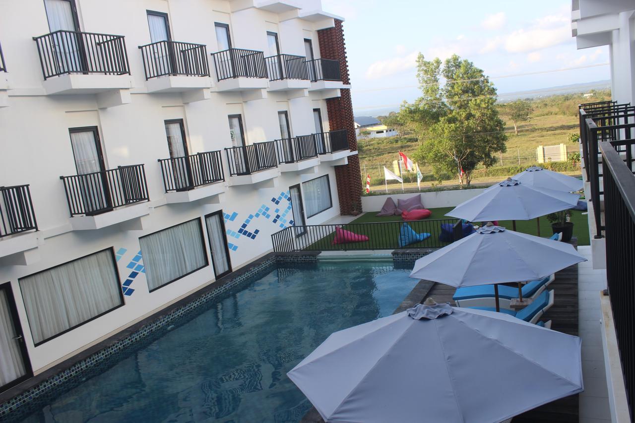 D'Max Hotel & Convention Lombok Praya Luaran gambar
