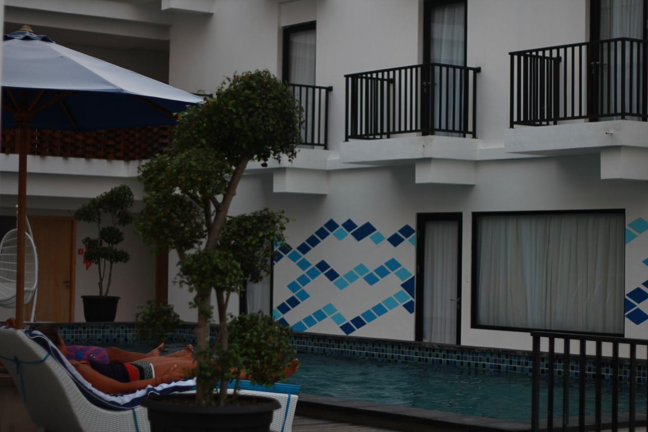 D'Max Hotel & Convention Lombok Praya Luaran gambar