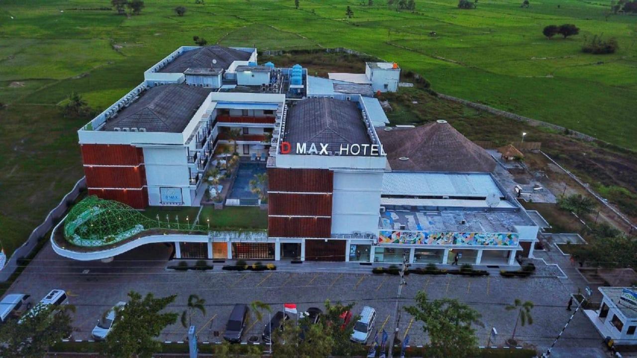 D'Max Hotel & Convention Lombok Praya Luaran gambar